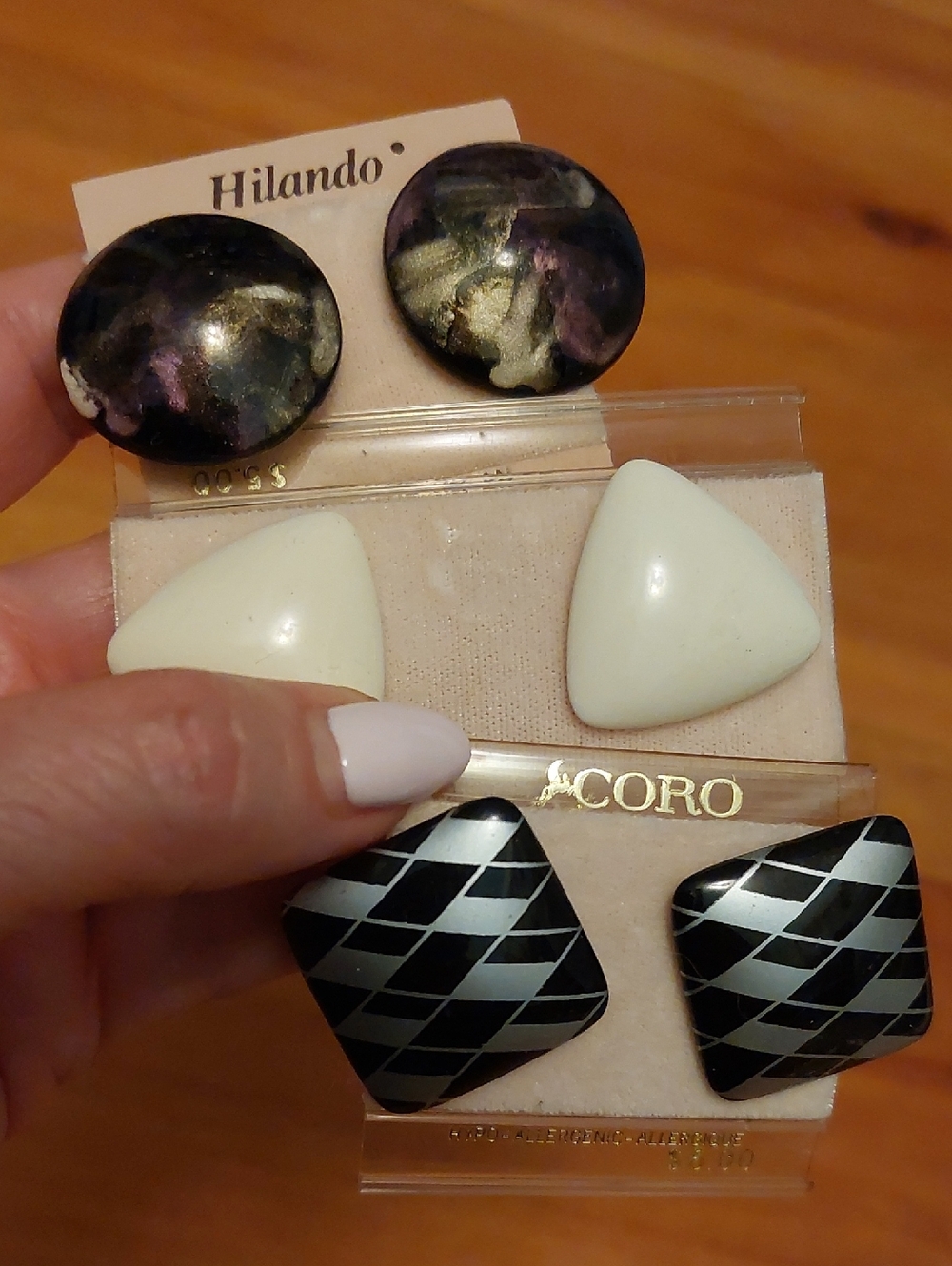 3 Pair Vintage Retro Earrings White Purple Black